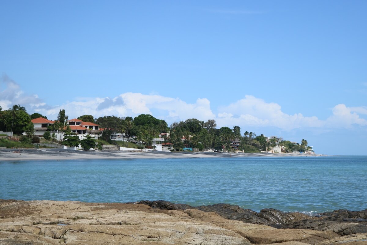 Beachfront homes in Coronado Panama