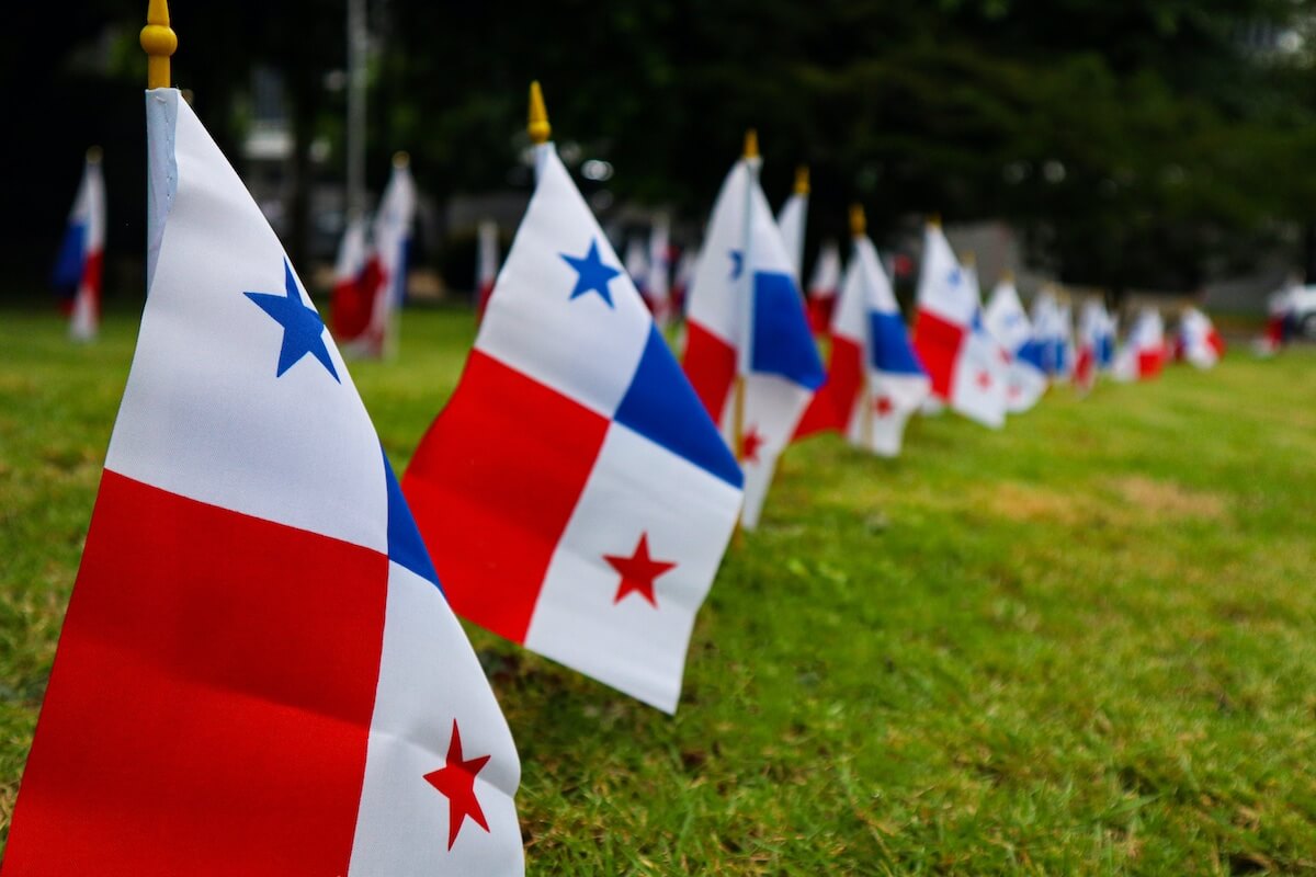 Flags in Panama Government